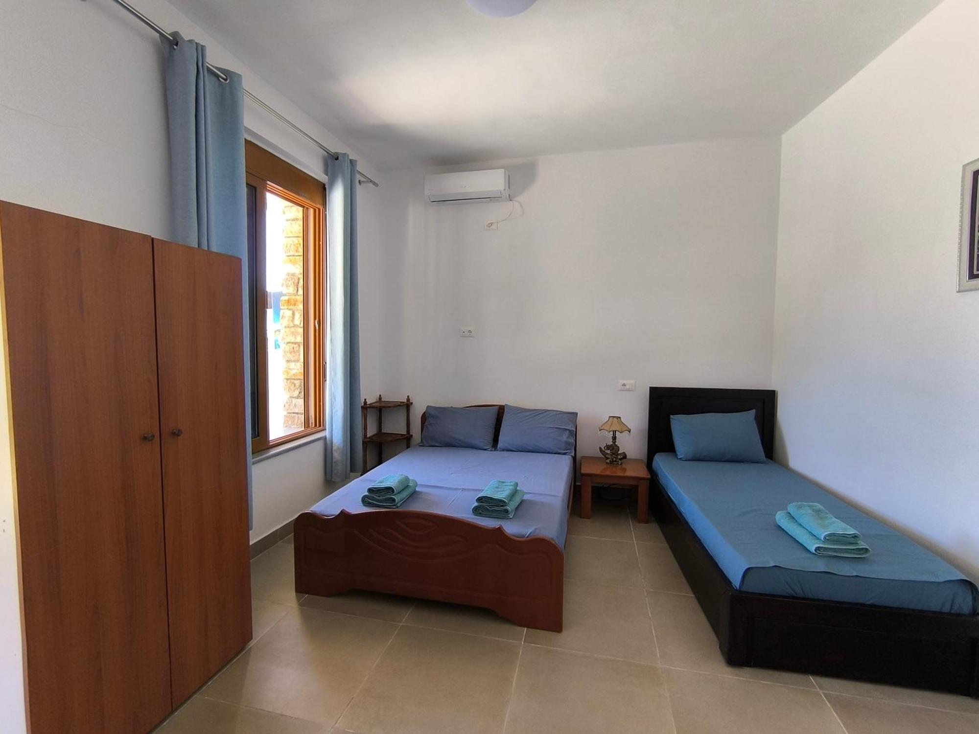 Kaful Apartments Qeparo Exterior photo