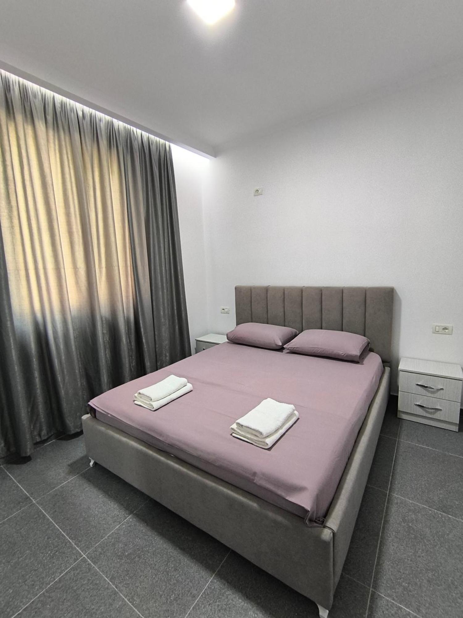 Kaful Apartments Qeparo Exterior photo